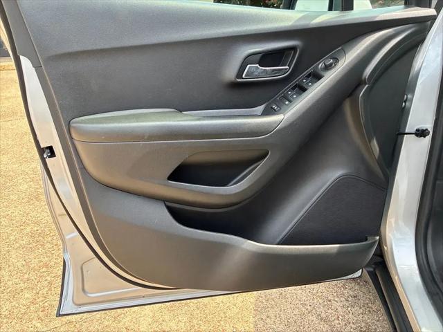 2021 Chevrolet Trax FWD LT