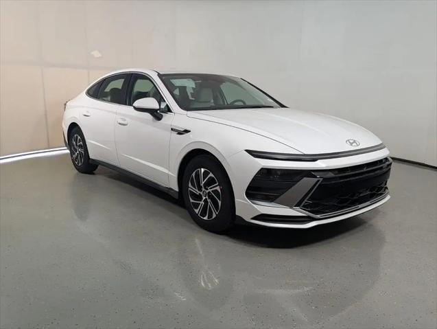 2026 Hyundai Sonata Hybrid Blue for sale in Lake Park, FL