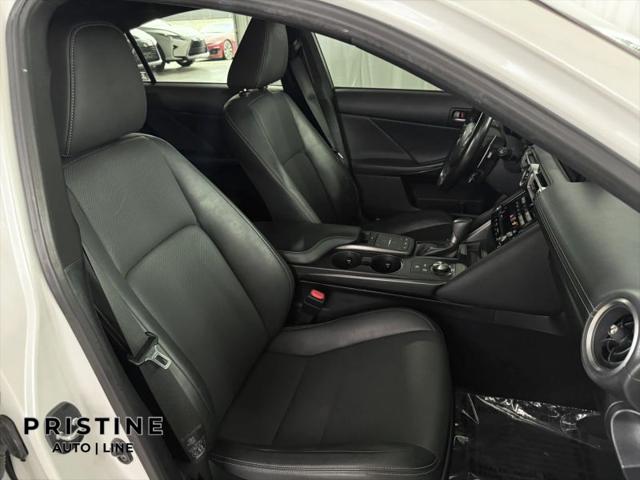 2021 Lexus IS 300 300