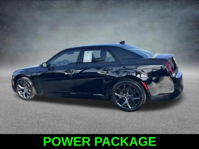 2021 Chrysler 300 Touring