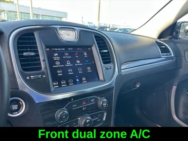 2021 Chrysler 300 Touring