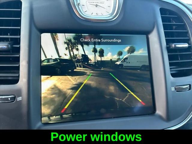 2021 Chrysler 300 Touring