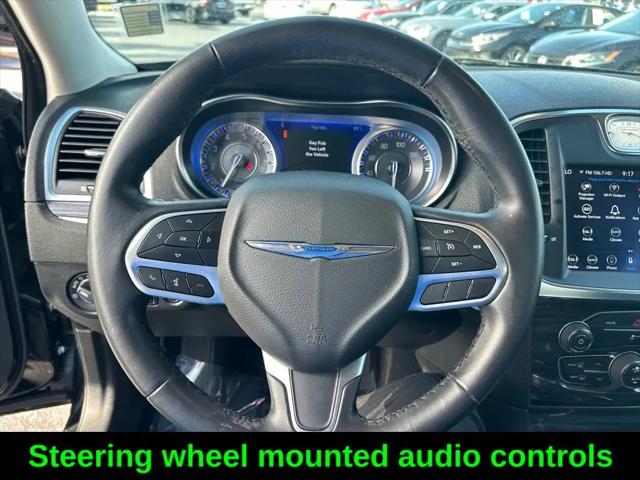2021 Chrysler 300 Touring