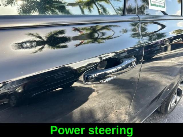 2021 Chrysler 300 Touring