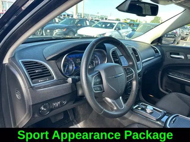 2021 Chrysler 300 Touring