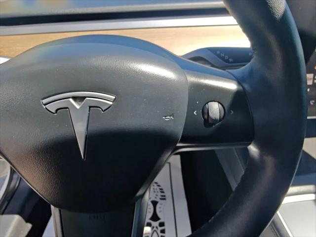 2022 Tesla Model 3 Long Range Dual Motor All-Wheel Drive