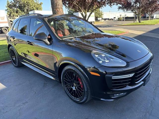 2016 Porsche Cayenne GTS