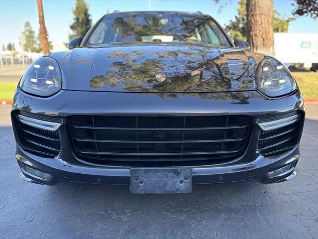 2016 Porsche Cayenne GTS