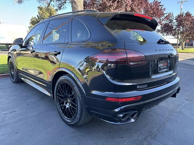2016 Porsche Cayenne GTS