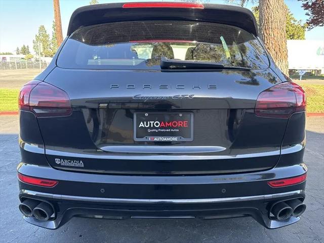 2016 Porsche Cayenne GTS