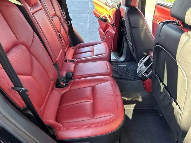 2016 Porsche Cayenne GTS