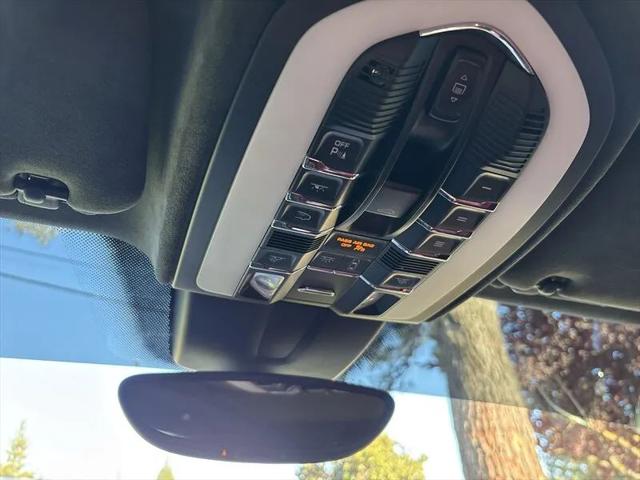 2016 Porsche Cayenne GTS