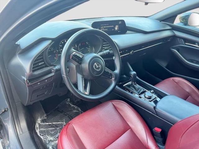 2025 Mazda Mazda3 2.5 S Carbon Edition
