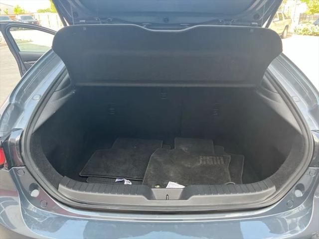 2025 Mazda Mazda3 2.5 S Carbon Edition