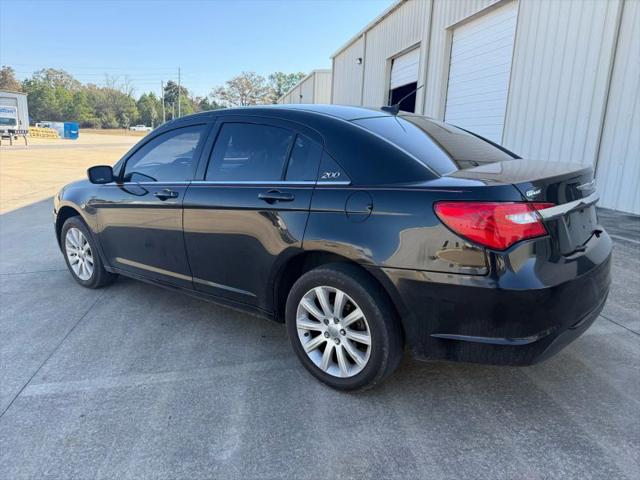 2013 Chrysler 200 Touring