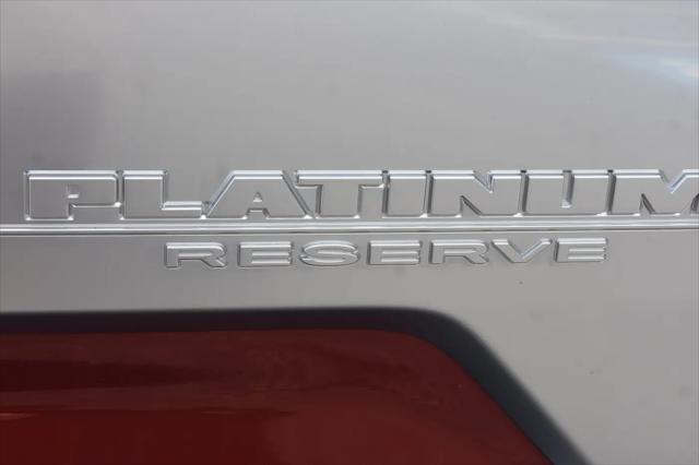 2024 Nissan Titan Crew Cab Platinum Reserve 4x2