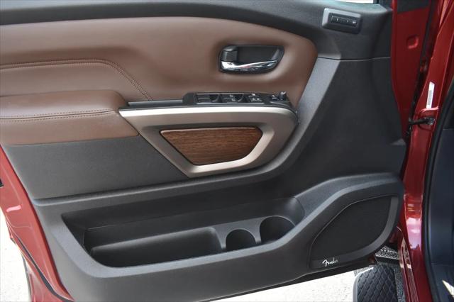 2024 Nissan Titan Crew Cab Platinum Reserve 4x2