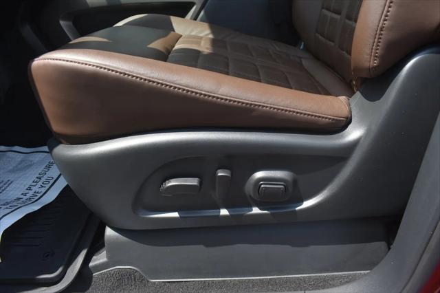 2024 Nissan Titan Crew Cab Platinum Reserve 4x2