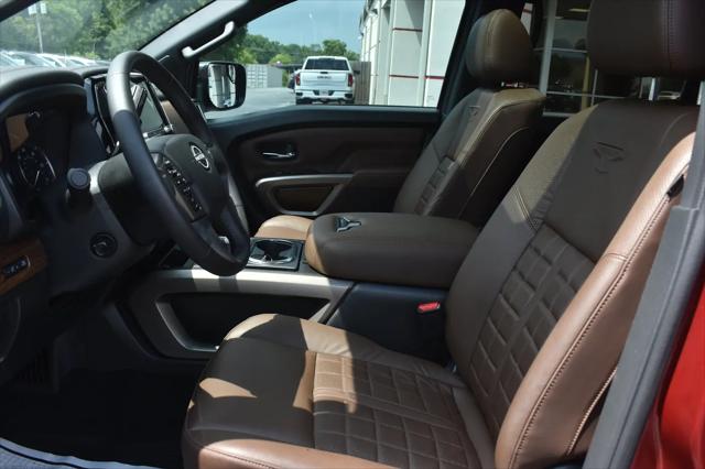 2024 Nissan Titan Crew Cab Platinum Reserve 4x2