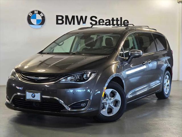 2017 Chrysler Pacifica Hybrid Platinum for sale in Seattle, WA