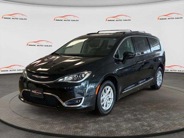 2020 Chrysler Pacifica Touring L for sale in Little Ferry, NJ