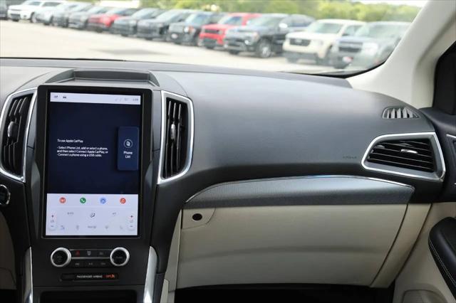 2021 Ford Edge Titanium
