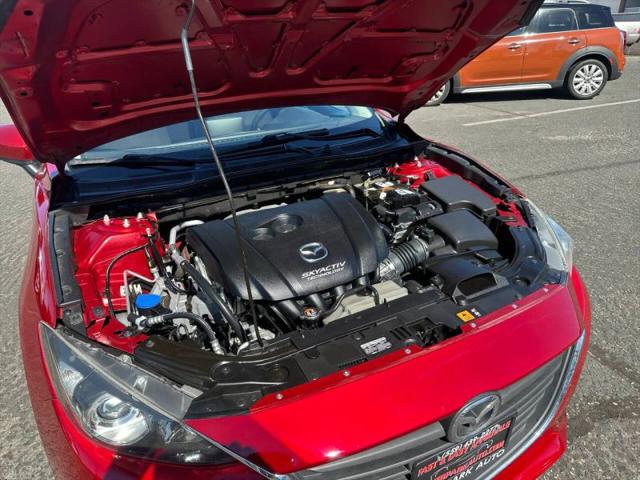 2016 Mazda Mazda3 i Touring