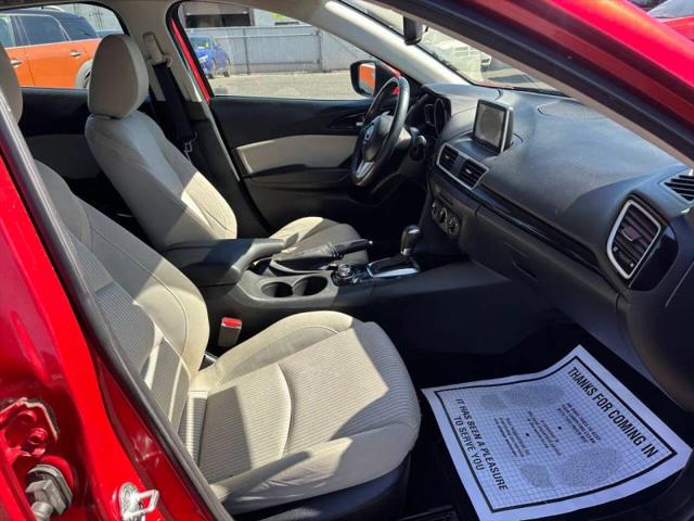 2016 Mazda Mazda3 i Touring