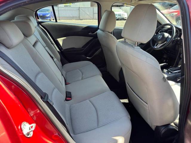 2016 Mazda Mazda3 i Touring