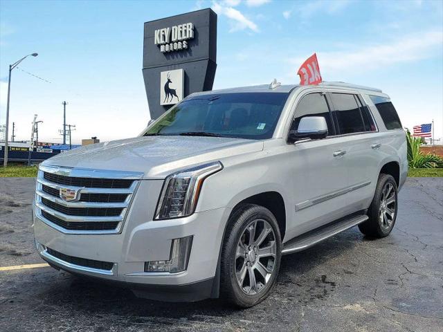 2016 Cadillac Escalade Luxury Collection for sale in Miami, FL