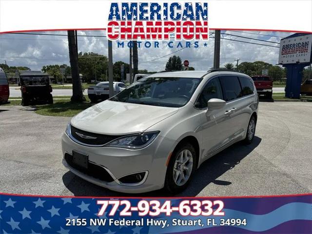 2017 Chrysler Pacifica Touring-L for sale in Stuart, FL