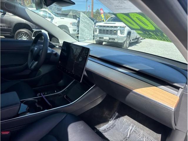 2020 Tesla Model 3 Unknown