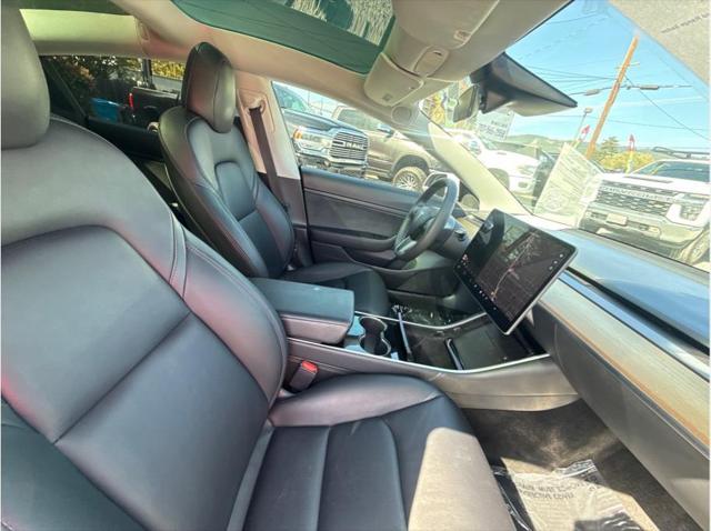 2020 Tesla Model 3 Unknown