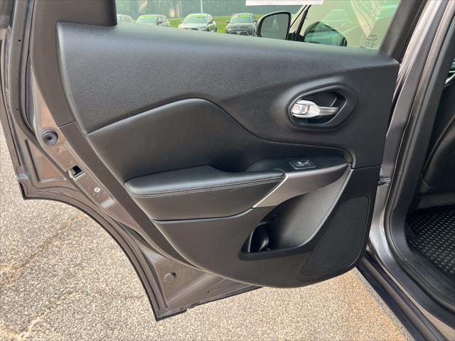 2021 Jeep Cherokee Latitude Lux 4x4