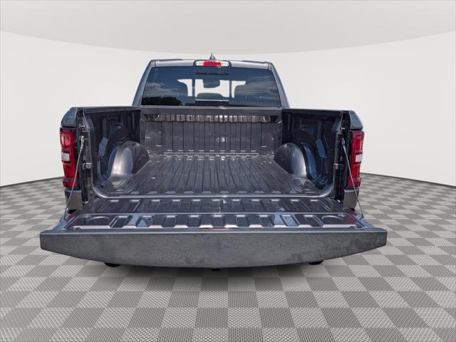 2026 Ram 1500 Express Crew Cab 4x4 57 Box