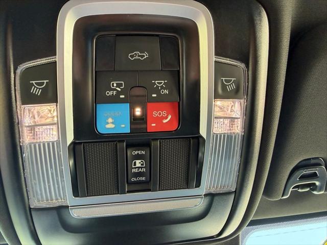 2026 Ram 2500 Laramie Crew Cab 4x4 64 Box