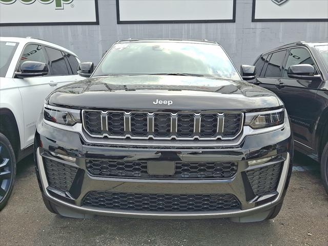 2027 Jeep Grand Cherokee GRAND CHEROKEE L LIMITED 4X4 2027 Jeep Grand Cherokee GRAND CHEROKEE L LIMITED 4X4