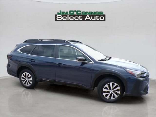 2024 Subaru Outback Premium for sale in Oconomowoc, WI