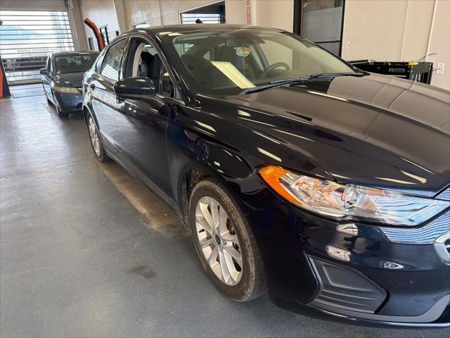2020 Ford Fusion Hybrid SE for sale in Groveport, OH