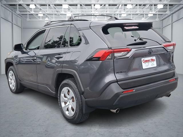2020 Toyota RAV4 LE 2020 Toyota RAV4 LE