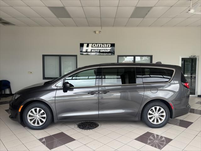 2017 Chrysler Pacifica Touring