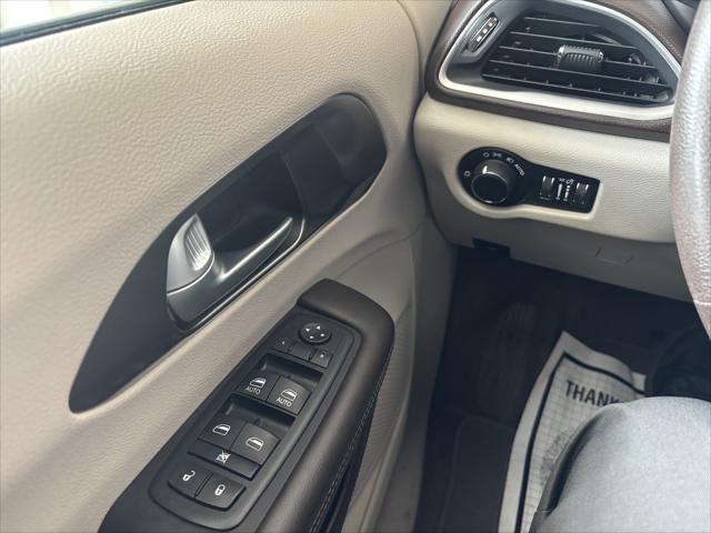 2017 Chrysler Pacifica Touring