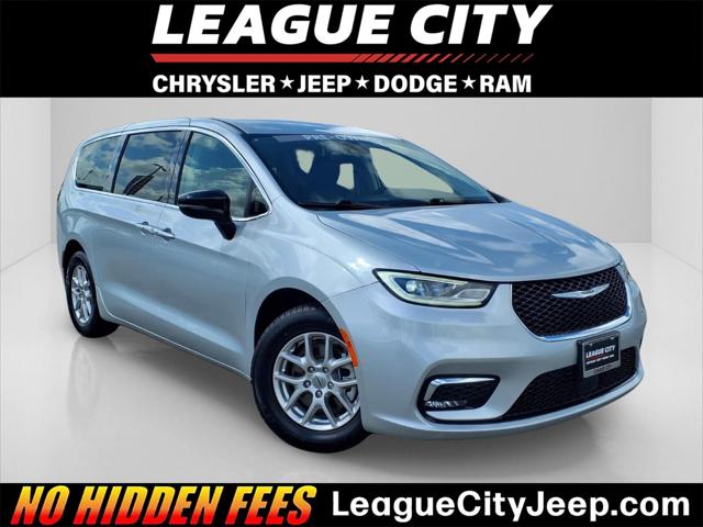 2024 Chrysler Pacifica Touring L for sale in League City, TX
