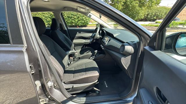 2021 Nissan Kicks S Xtronic CVT