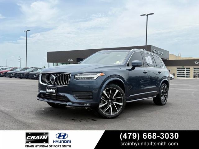 2020 Volvo XC90 T6 Momentum 6-Passenger