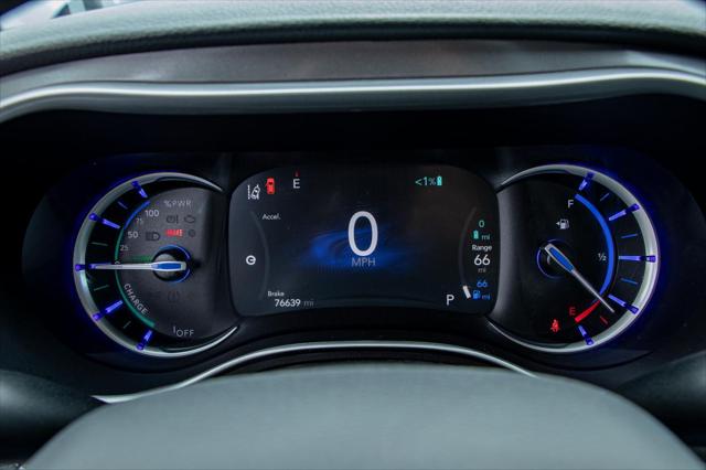 2023 Chrysler Pacifica Hybrid Touring L