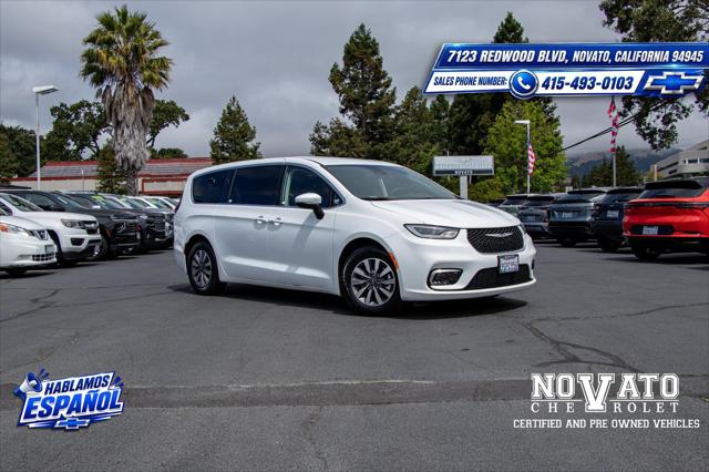 2023 Chrysler Pacifica Hybrid Touring L for sale in Novato, CA
