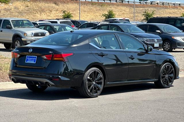 2022 Nissan Altima SR FWD