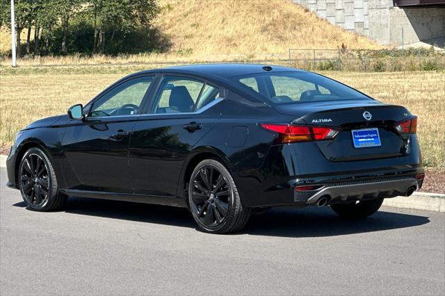2022 Nissan Altima SR FWD