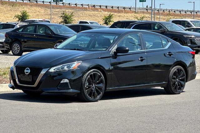 2022 Nissan Altima SR FWD